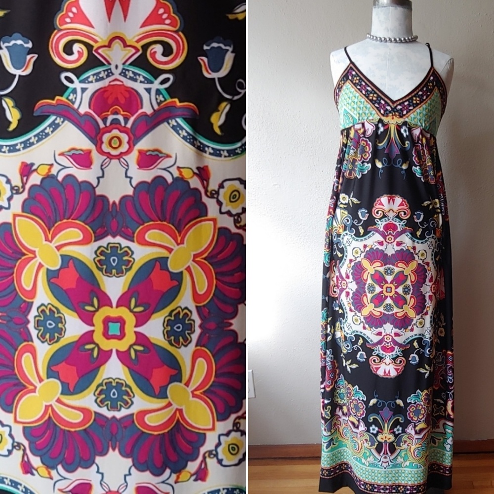 ECI Maxi Dress Black W/Bold Pattern Summer Fave